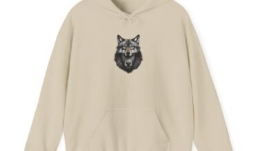 Wolf Head Hoodie — Realistic Forest Wolf Graphic Pullover